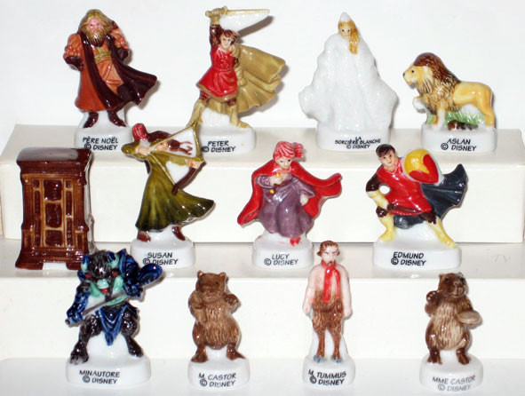 Narnia Disney Fèves des gâteaux de Rois 12 figurines Peint à la